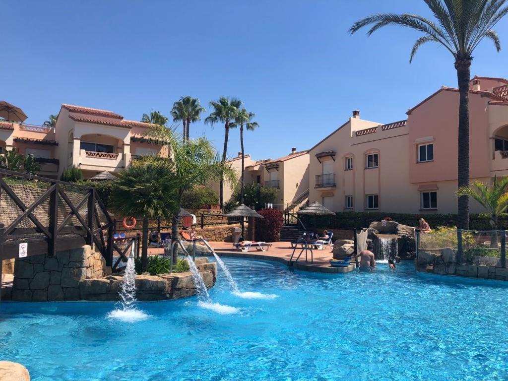 Fantastico Apartamento Con Vistas Al Mar Zona Club La Costa Castillo Fuengirola Eksteriør billede